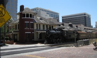 Orlando1-ChurchStStationApr2010