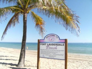 beach_13783110w.328115305_std-533×400