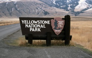 Yellowstone National Park sign at the North Entrance;Jim Peaco;October 1992