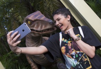 Universal 1