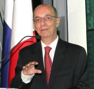 embaixador-adalnio-senna-ganem