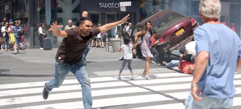Assista ao vídeo do atropelamento (acidente ou atentado) na Times Square -NY