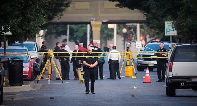 Ataques a tiros nos EUA deixam 29 mortos em 12 horas